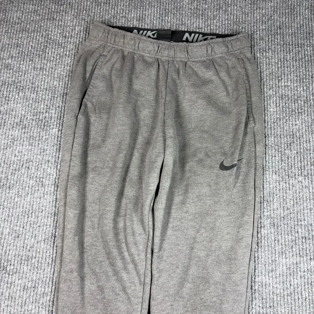 Nike Sweatpants Men's M Dri-FIT Tapered Training Pants Gray DB4217-071